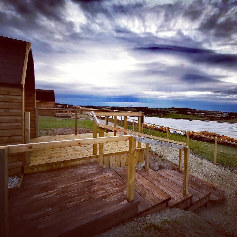 Отель Gowanview Glamping Банф Экстерьер фото